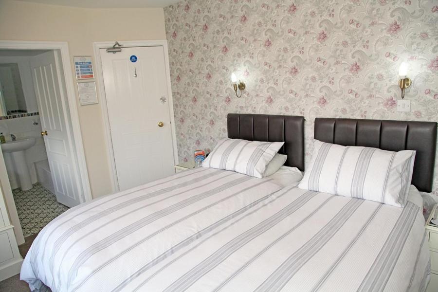 The Hinton Guest House Knutsford Buitenkant foto