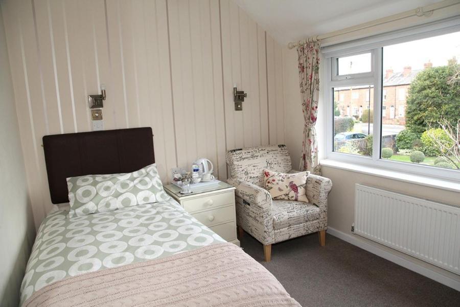 The Hinton Guest House Knutsford Buitenkant foto
