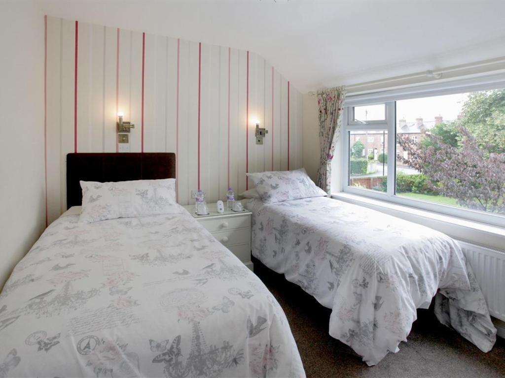 The Hinton Guest House Knutsford Buitenkant foto